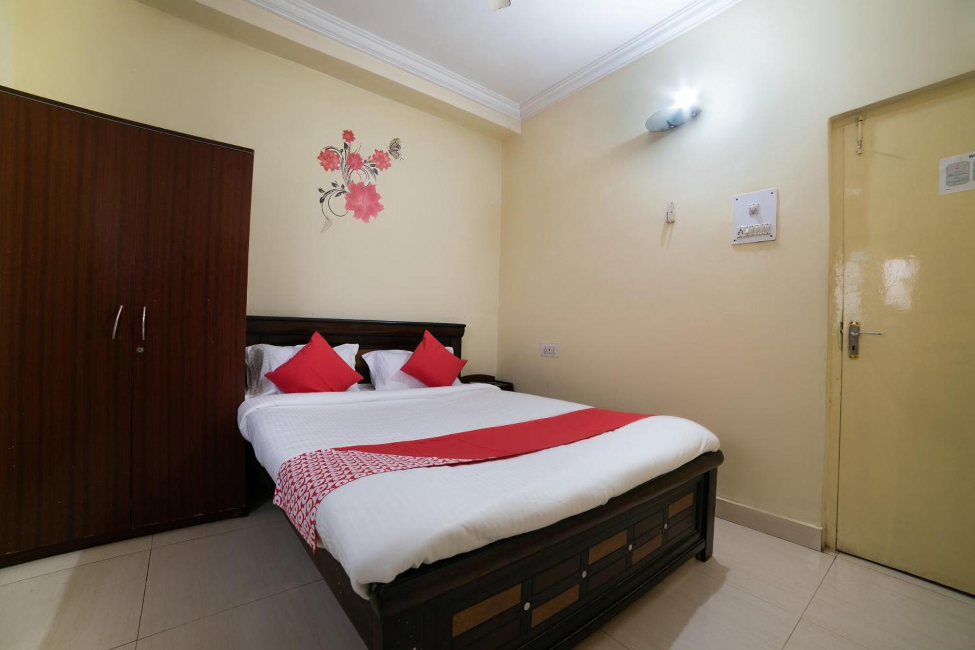 OYO 65225 Hotel RK View Hyderabad Exterior foto