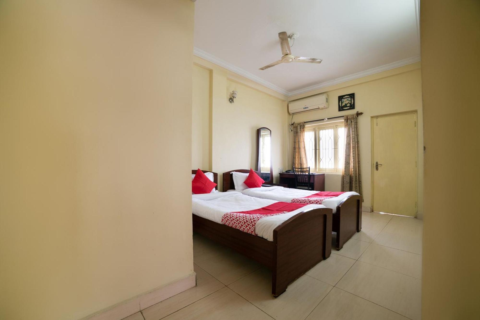 OYO 65225 Hotel RK View Hyderabad Exterior foto